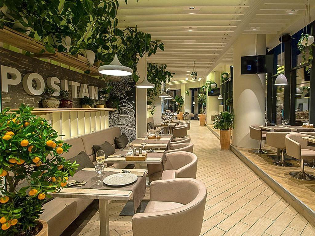 Жк Silver Breeze,Днепровськая Набережная 1А Kyiv Exterior photo